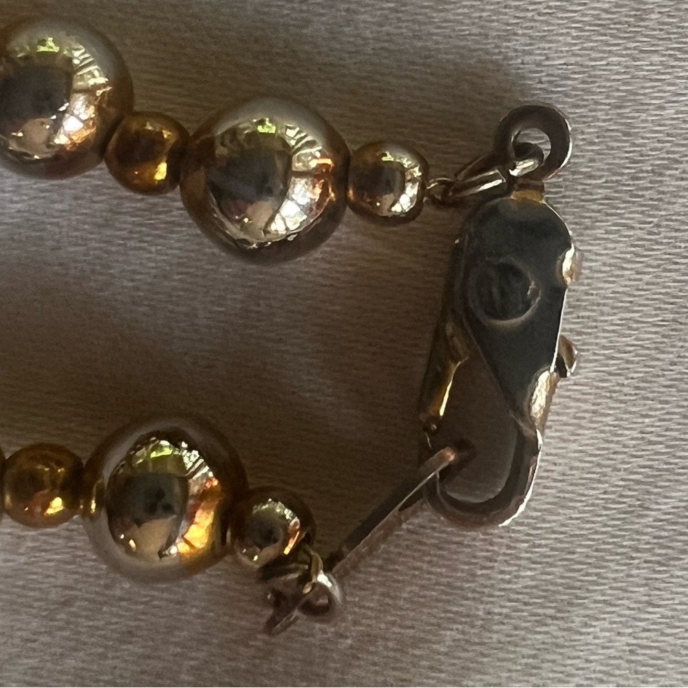 Vintage Gold and silver graduated beaded necklace - Picture 2 of 5